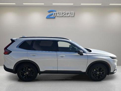 Used 2025 Honda CR-V Sport Touring image 6