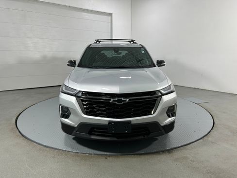 Used 2022 Chevrolet Traverse Premier w/ Redline Edition image 17