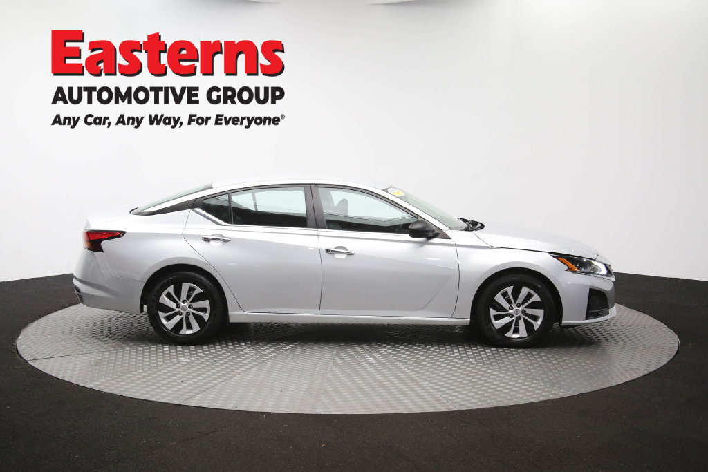 Used 2024 Nissan Altima 2.5 S FWD image 46