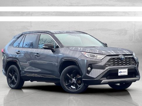 Used 2020 Toyota RAV4 XSE image 2