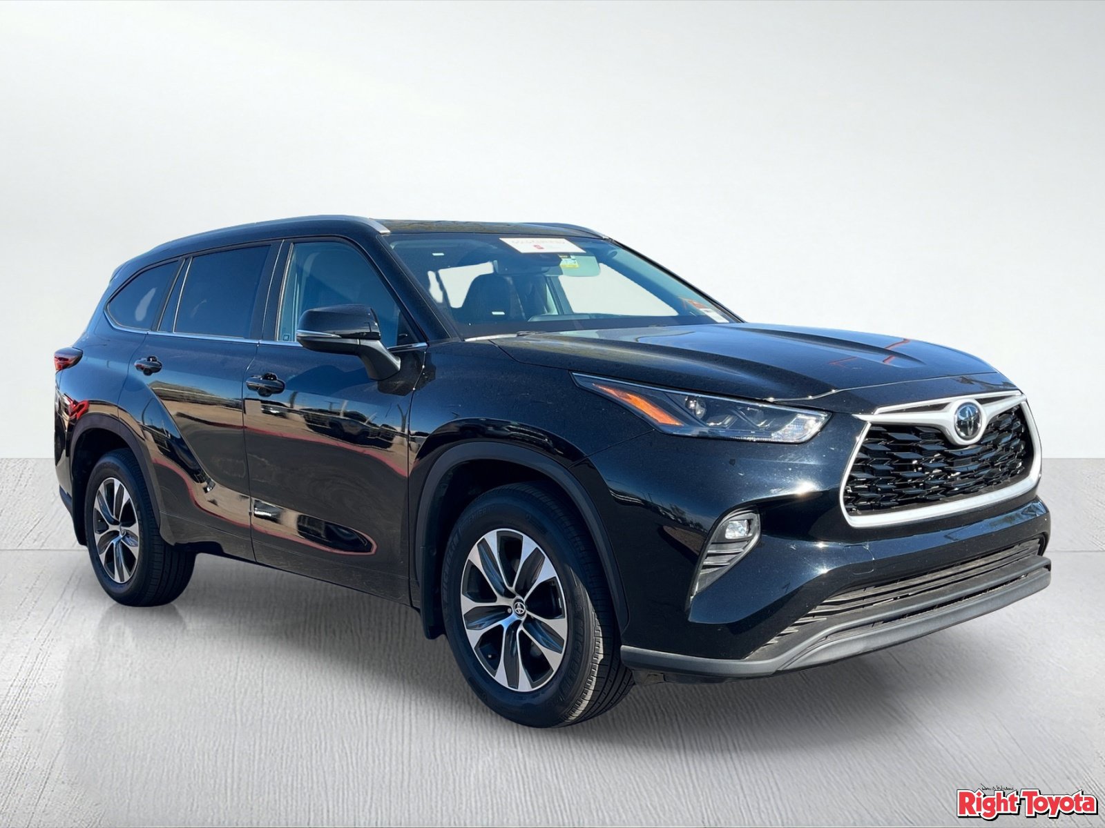 Certified 2026 Toyota Highlander XLE AWD/4WD image 9