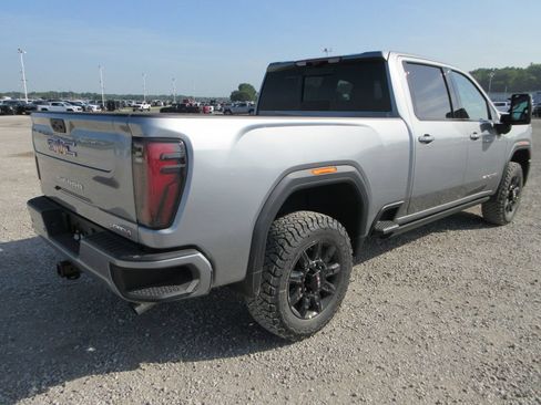 New 2026 GMC Sierra 2500 AT4 w/ AT4 Premium Plus Package AWD/4WD image 5