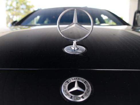 Certified 2025 Mercedes-Benz S 580 4MATIC Sedan image 13