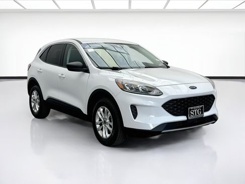 Used 2022 Ford Escape SE AWD/4WD image 3