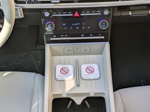 New 2026 Hyundai Santa Fe SE image 21