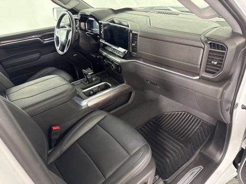 Used 2024 Chevrolet Silverado 1500 LTZ w/ LTZ Premium Package image 14