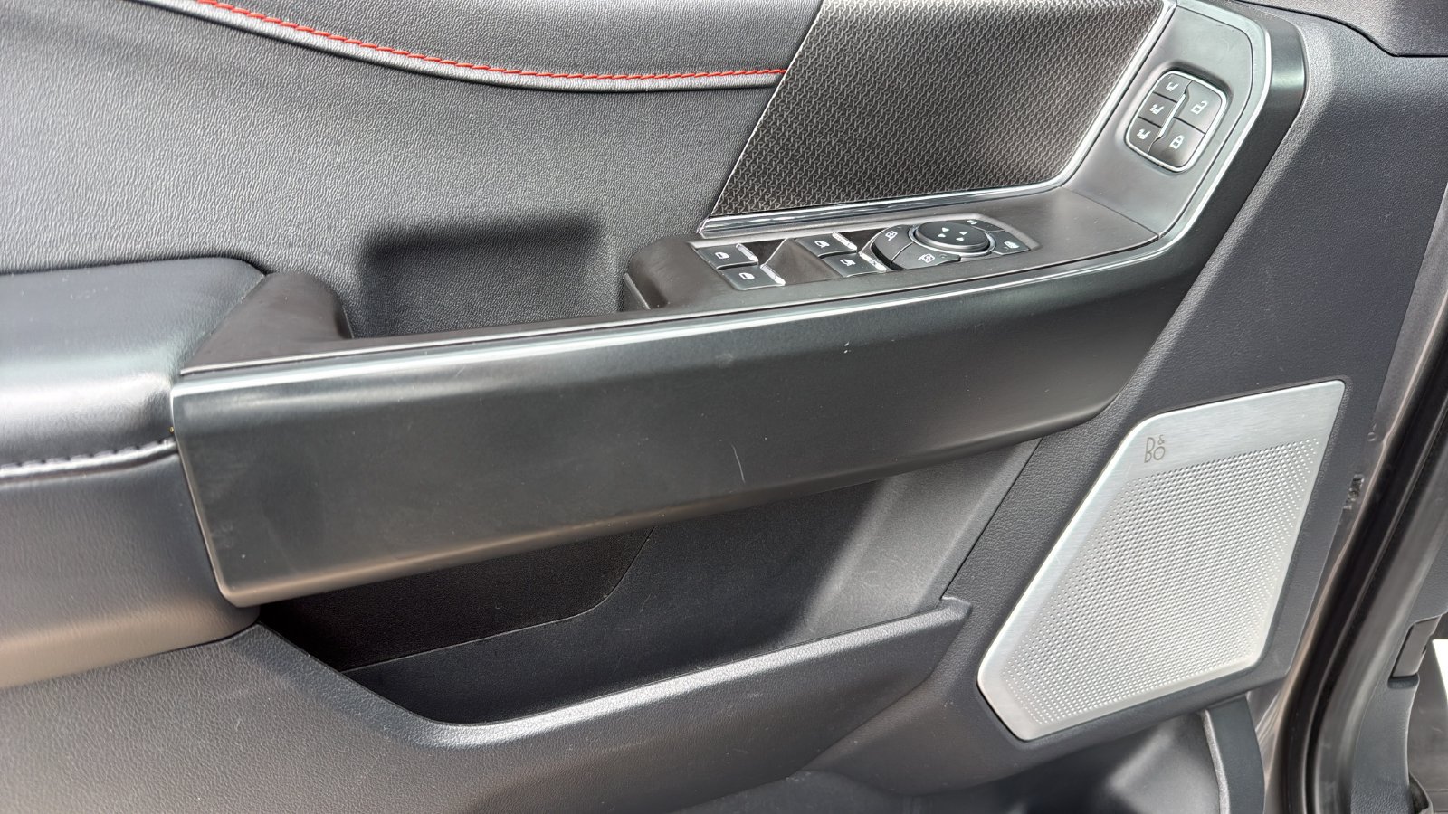 Used 2024 Ford F150 Raptor AWD/4WD image 40