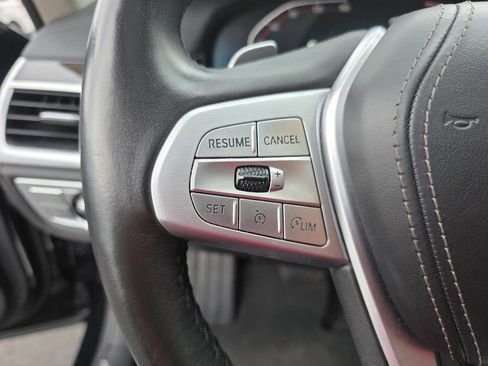 Used 2021 BMW 740i image 16