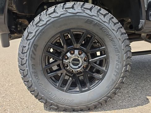 Used 2022 Ford F350 Platinum w/ FX4 Off-Road Package AWD/4WD image 13