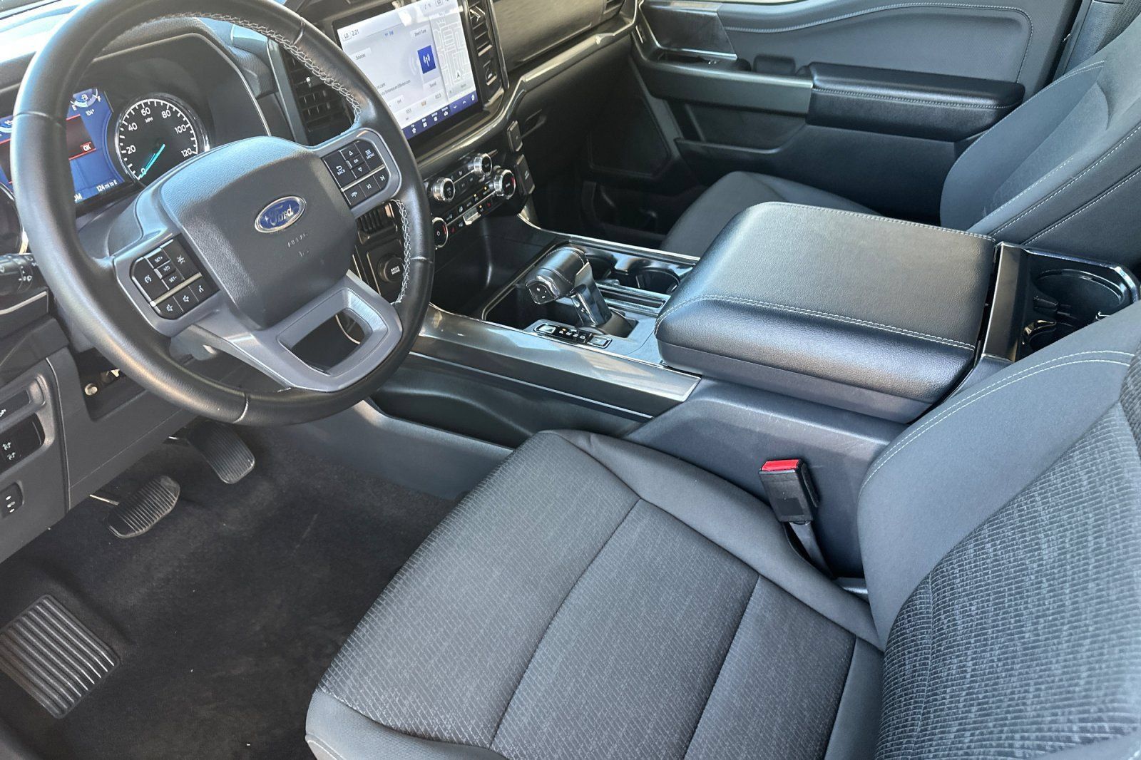 Used 2023 Ford F150 XLT w/ Equipment Group 302A High RWD image 10