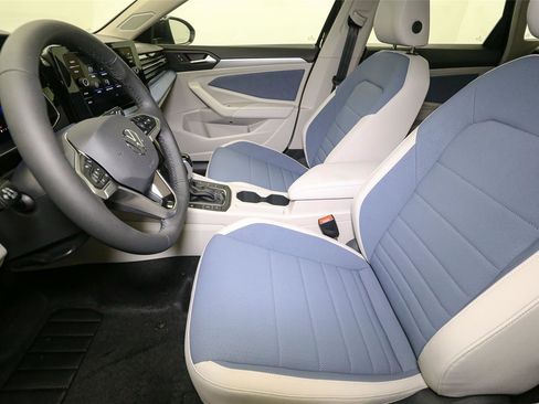 New 2026 Volkswagen Jetta SE image 23