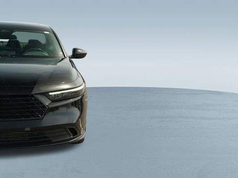 Used 2025 Honda Accord SE image 38