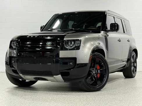 Used 2024 Land Rover Defender 110 X AWD/4WD image 2