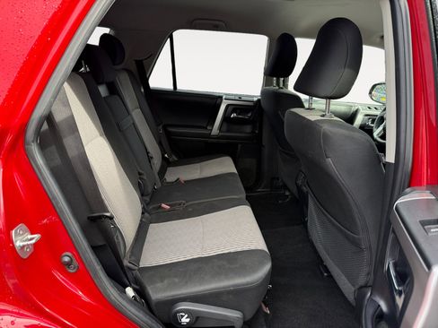 Used 2024 Toyota 4Runner SR5 image 18