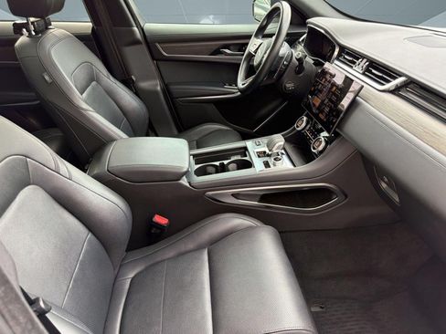 Used 2022 Jaguar F-PACE S AWD/4WD image 24