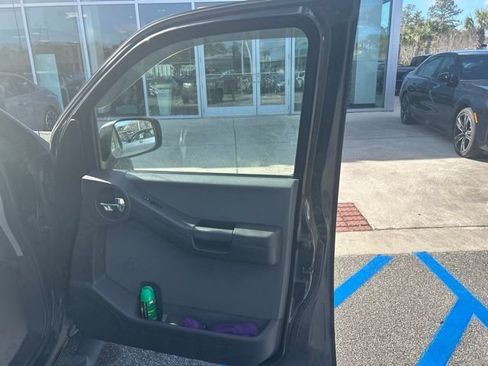 Used 2007 Nissan Xterra S w/ Utility Pkg image 16