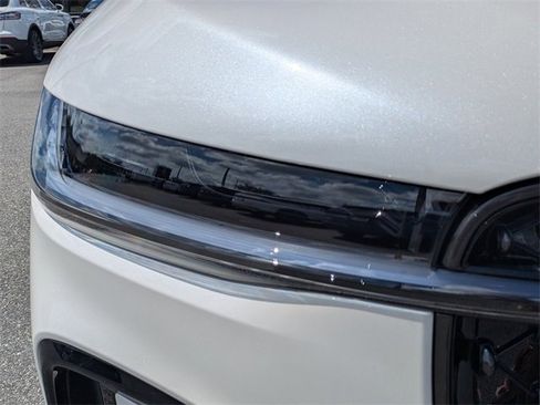 New 2025 Lincoln Nautilus Premier w/ Jet Appearance Package image 10