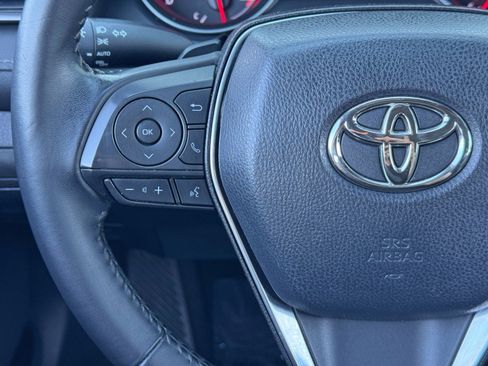 Used 2021 Toyota Camry XSE image 19