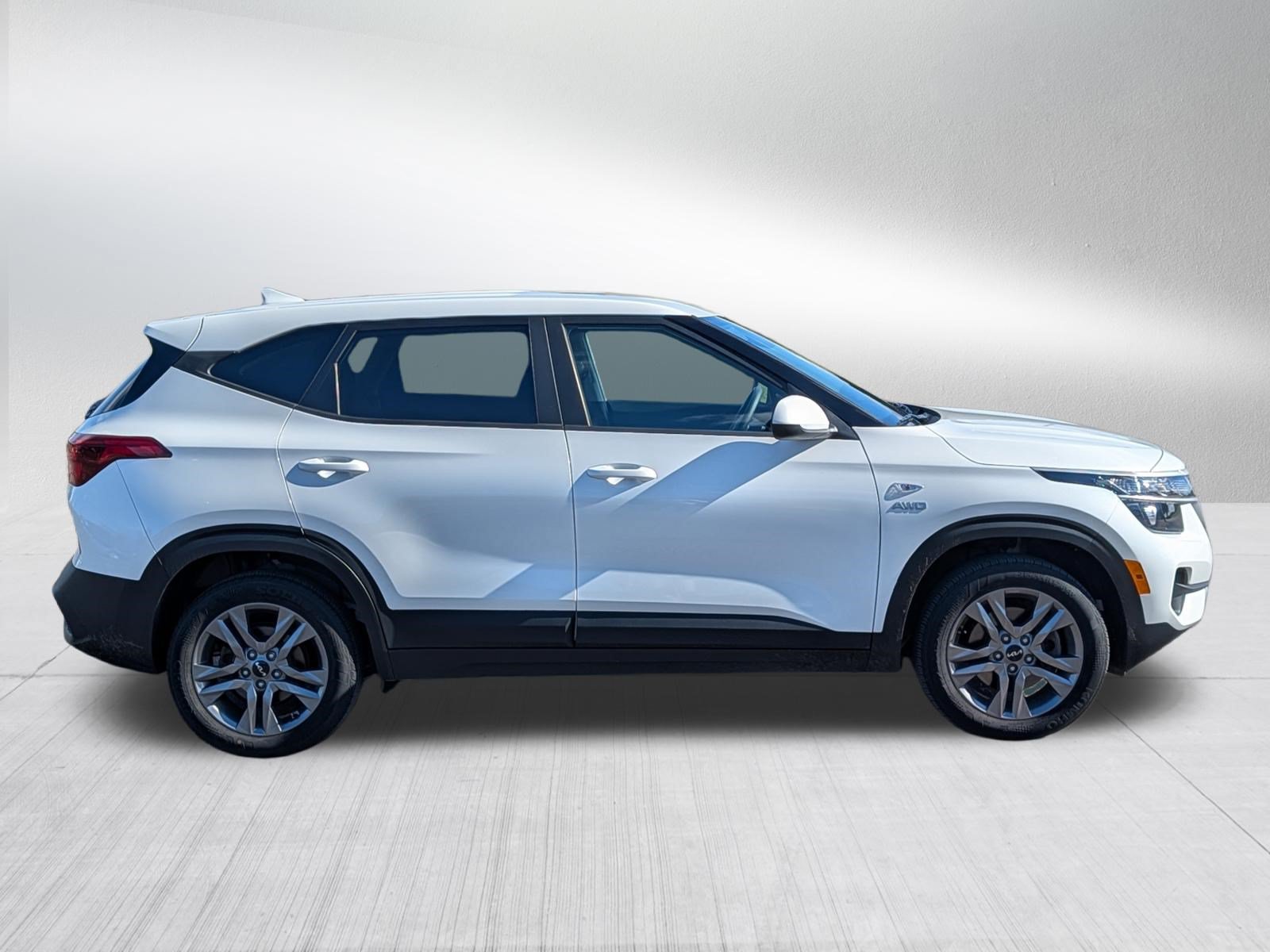 Certified 2023 Kia Seltos LX AWD/4WD image 8