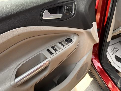 Used 2013 Ford Escape SEL FWD image 16