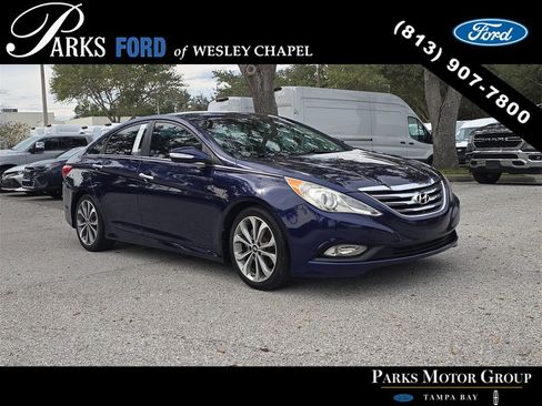 Used 2014 Hyundai Sonata SE image 1