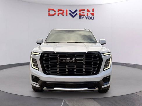 New 2026 GMC Yukon Denali Ultimate w/ LPO, Illumination Package AWD/4WD image 9