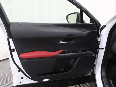 Used 2024 Lexus UX 250h F Sport image 6