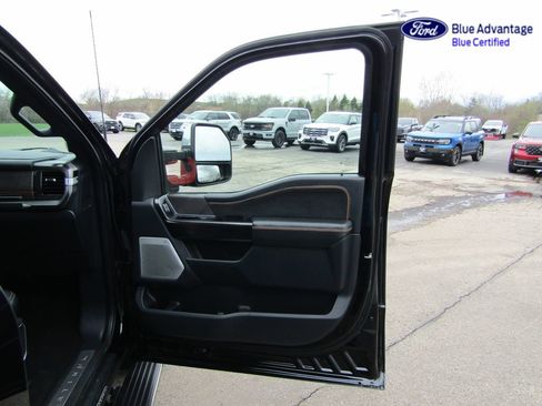 Certified 2022 Ford F150 Platinum w/ Equipment Group 701A High AWD/4WD image 44