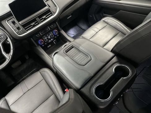 Used 2021 Chevrolet Tahoe RST w/ Luxury Package AWD/4WD image 24