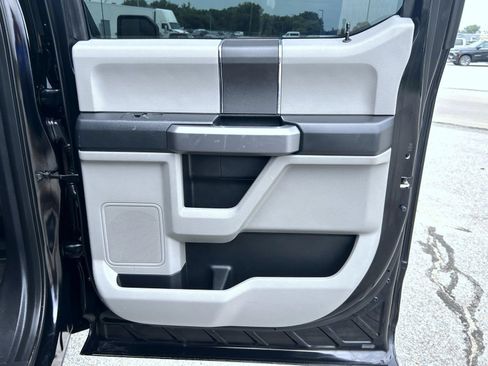 Used 2018 Ford F150 XLT AWD/4WD image 18