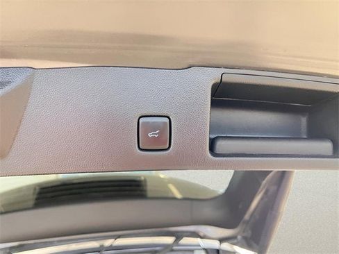 Used 2023 Ford Escape Active image 8