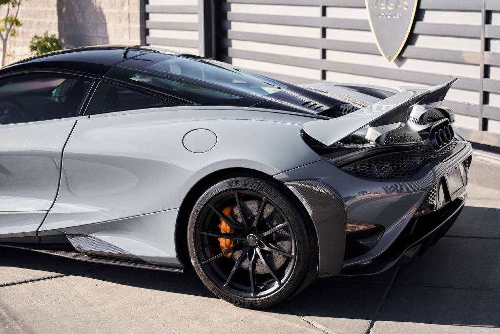 Used 2021 McLaren 765LT RWD image 15