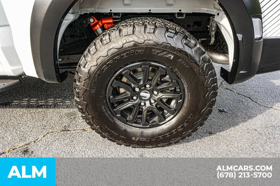 Used 2025 Ford F150 Raptor AWD/4WD image 16