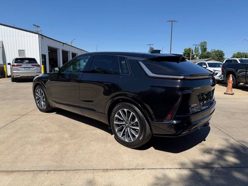 Used 2024 Cadillac Lyriq Sport AWD/4WD image 28