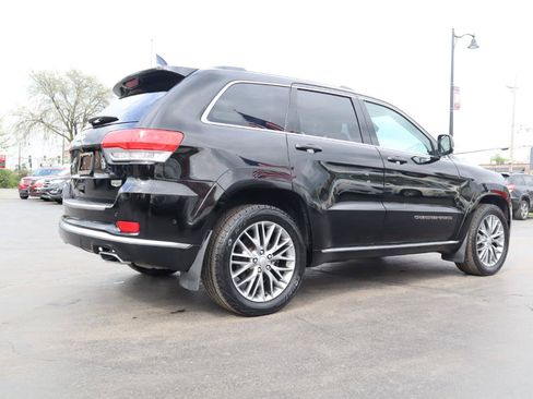 Used 2018 Jeep Grand Cherokee Summit AWD/4WD image 5