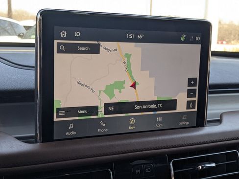 Used 2023 Lincoln Aviator Reserve w/ Equipment Group 201A image 17