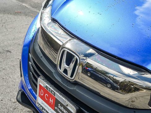 Used 2019 Honda HR-V EX image 9