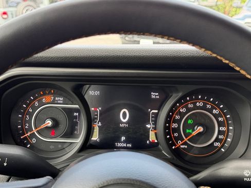 Used 2024 Jeep Wrangler Unlimited Sport AWD/4WD image 21