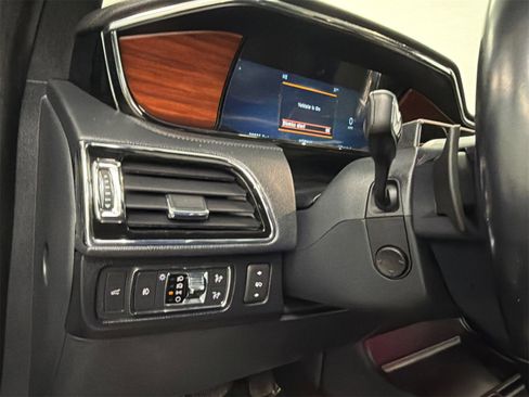 Used 2022 Lincoln Navigator L Reserve w/ Equipment Group 201A image 38