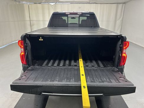 Used 2021 Chevrolet Silverado 1500 LT Trail Boss w/ Convenience Package II AWD/4WD image 21