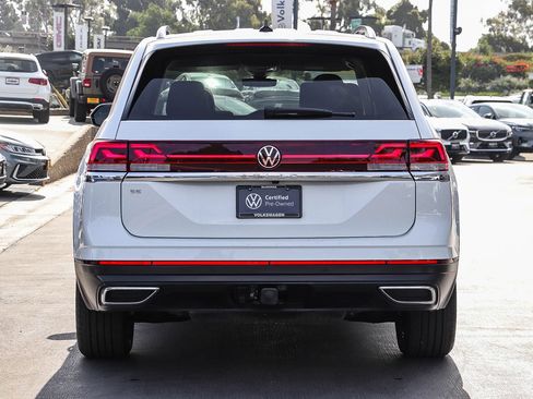Used 2024 Volkswagen Atlas SE FWD image 8