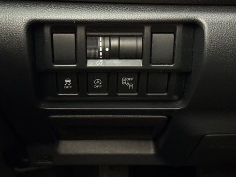 Used 2023 Subaru Crosstrek 2.0i Premium w/ Popular Package #3 AWD/4WD image 29