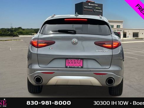Used 2020 Alfa Romeo Stelvio Sport w/ Quick Order Package 22K Sport RWD image 4