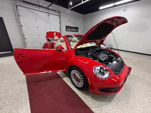Used 2015 Volkswagen Beetle 1.8T FWD image 57