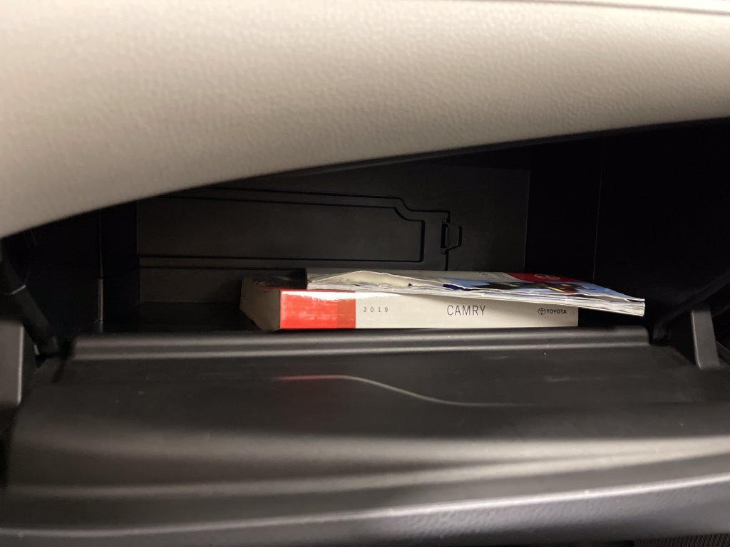 Certified 2019 Toyota Camry SE FWD image 25