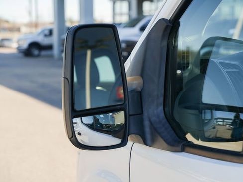 Used 2016 Ford Transit 350 XL image 12