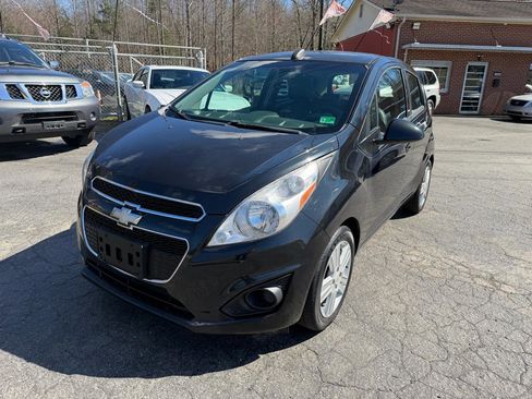 Used 2015 Chevrolet Spark LT image 3