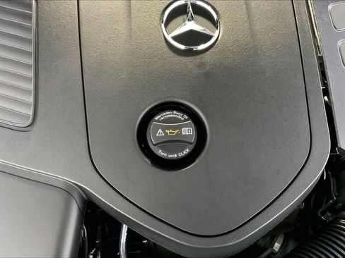 Used 2023 Mercedes-Benz C 300 4MATIC Sedan image 31