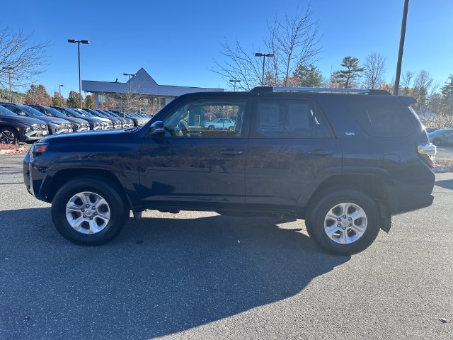 Used 2024 Toyota 4Runner SR5 Premium w/ Moonroof Package AWD/4WD image 2