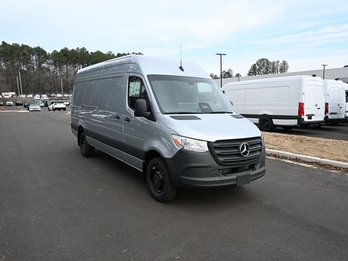 Used 2026 Mercedes-Benz Sprinter 3500 image 23